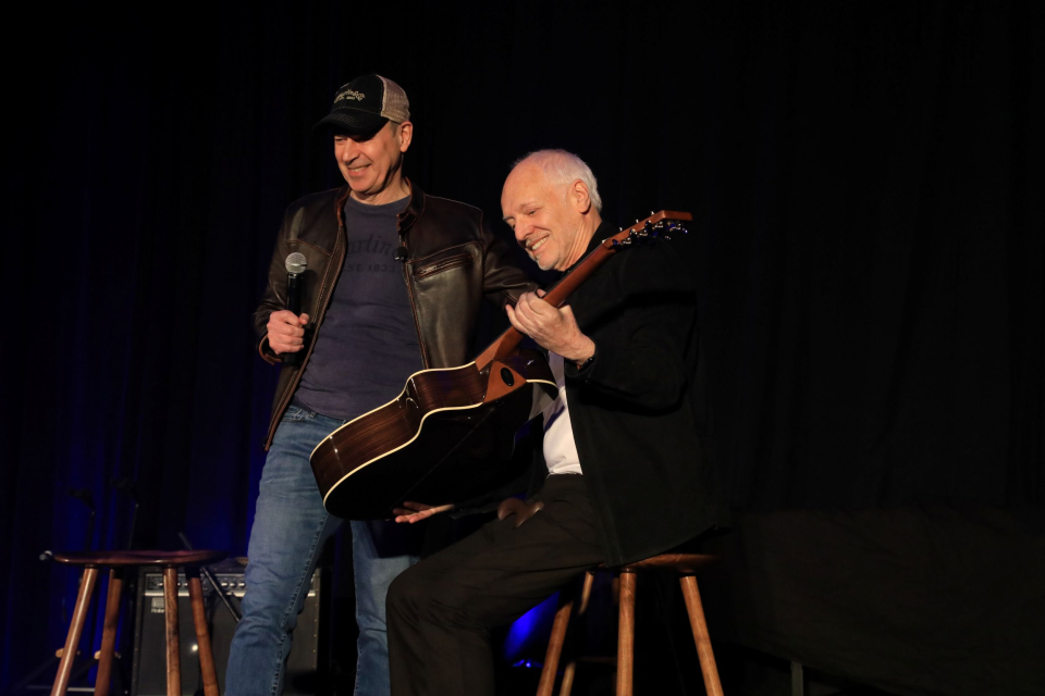 martin guitar ceo gifts peter frampton a martin guitar