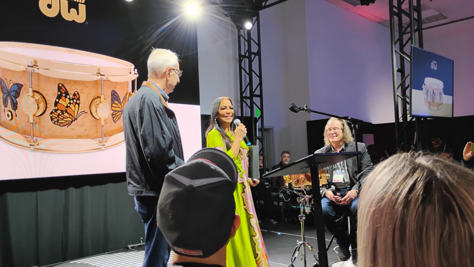 Percussion queen Sheila E receive DW lifetime achievement award