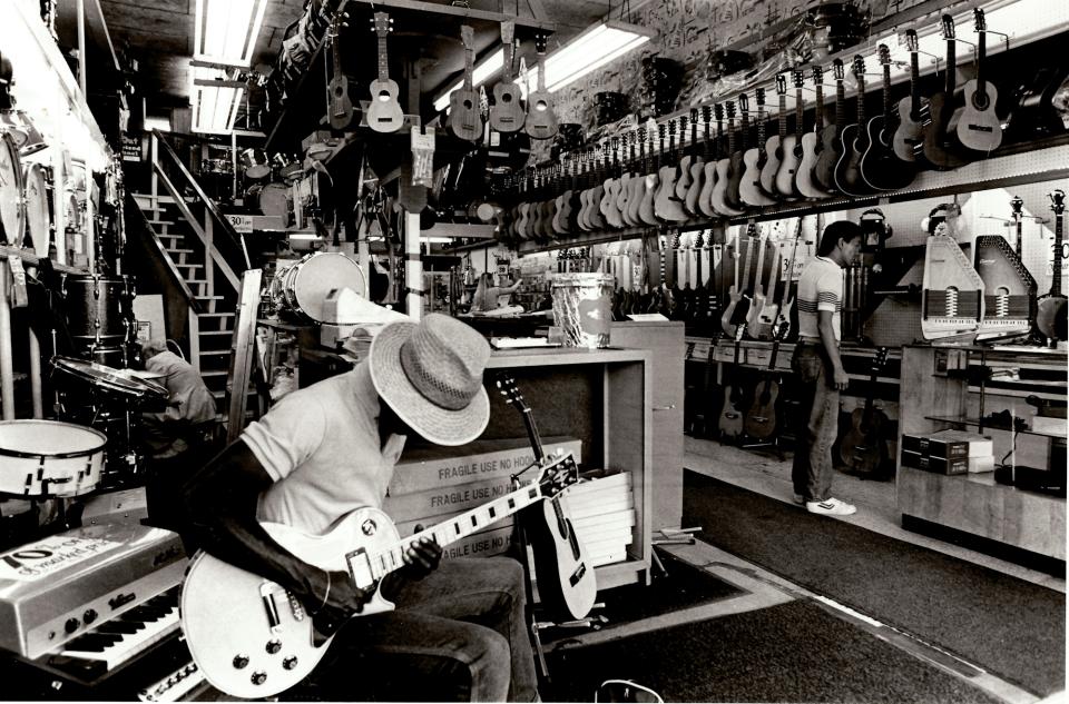 Meyers Music Store_1984.jpg