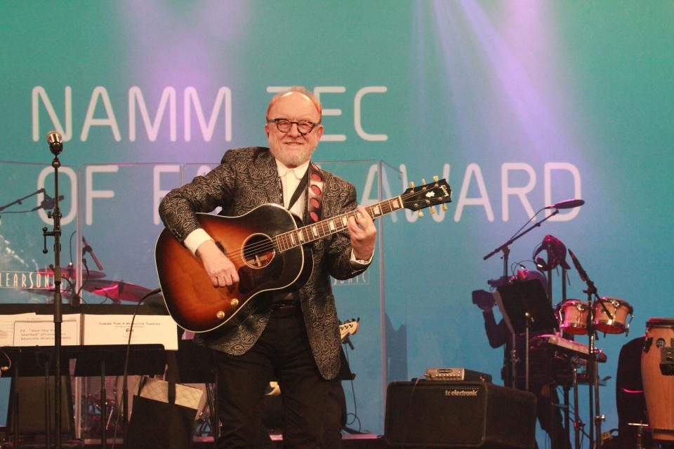 Peter Asher TEC37